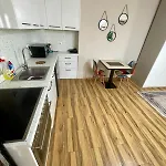 Quite And Modern بيت للعطل *