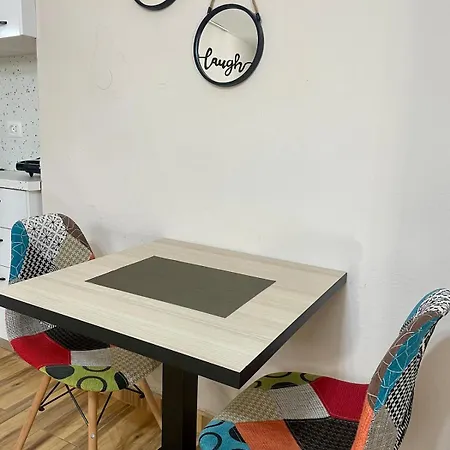 Quite And Modern * Tirana