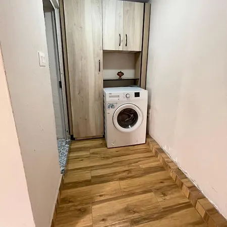 Σπίτι διακοπών Quite And Modern